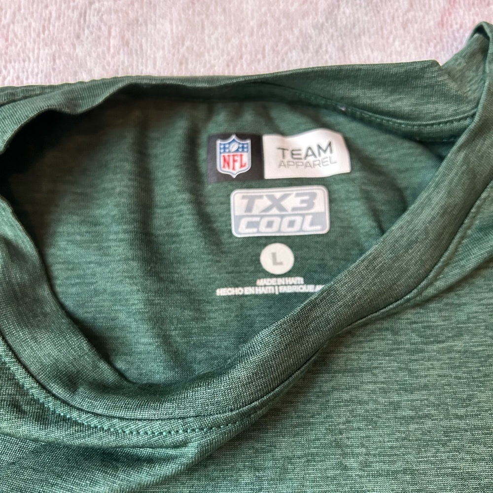 Team Apparel Packers Green Long Sleeve Tee - Picture 4 of 5